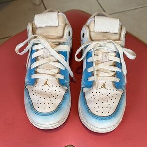 Nike Air Jordan Low SE GS AJ1 Blue Gradient Kids Youth Sneaker Pre-Owned Sz 6.5Y